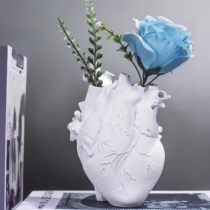 Original Resin Heart Vase Flowerpot Ornament for Arts and Crafts, Gift Idea