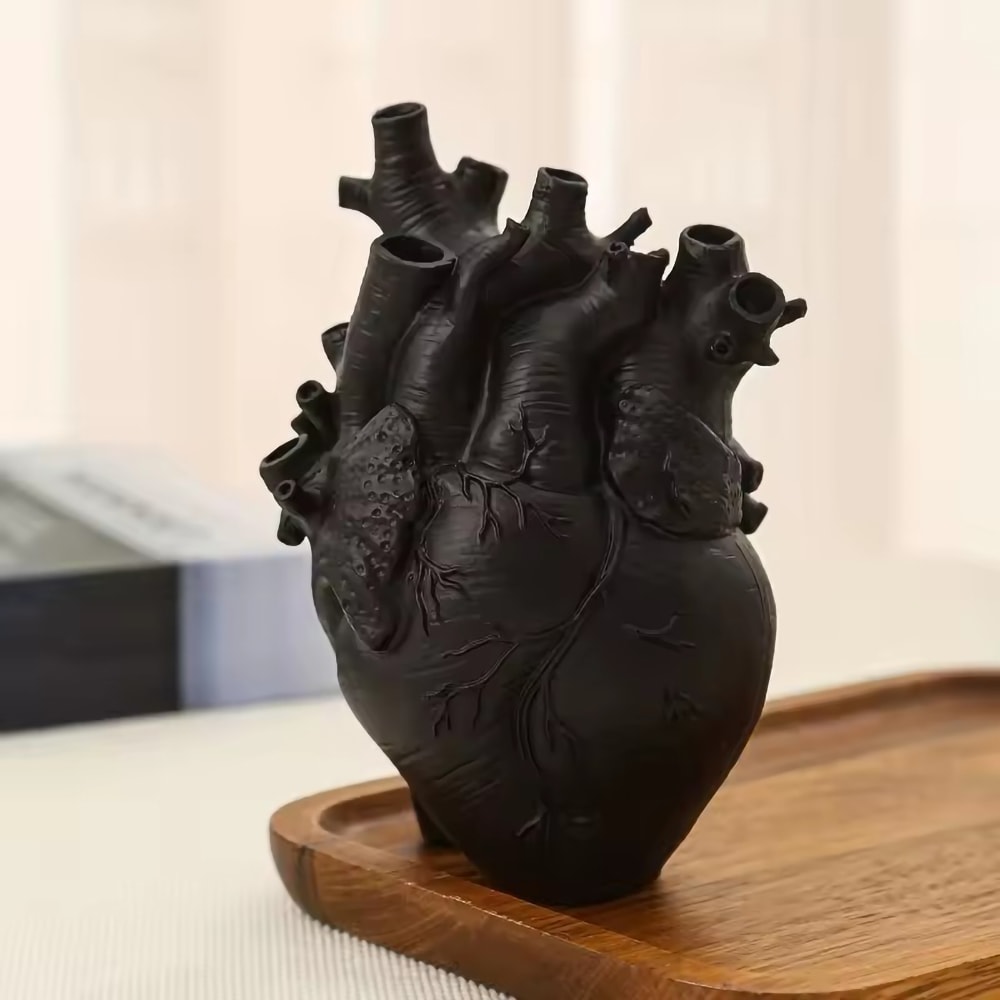 Original Resin Heart Vase Flowerpot Ornament for Arts and Crafts, Gift Idea