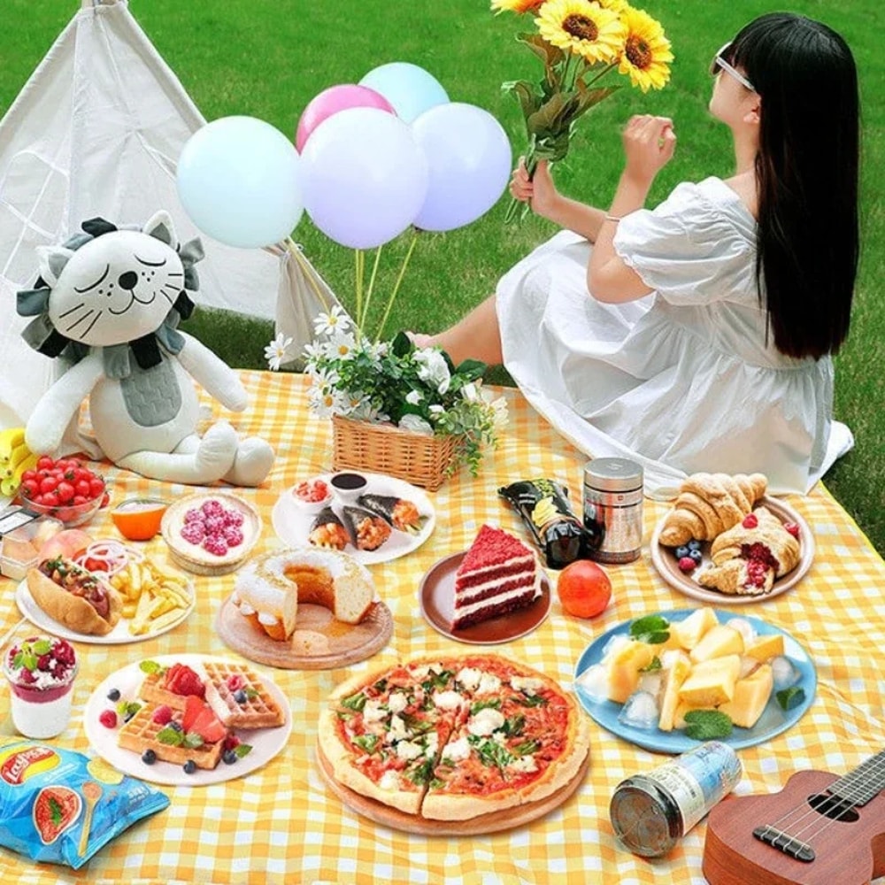 Portable Waterproof Camping Mat Foldable MoistureProof Picnic Mat Outdoor Mat For Camping 1