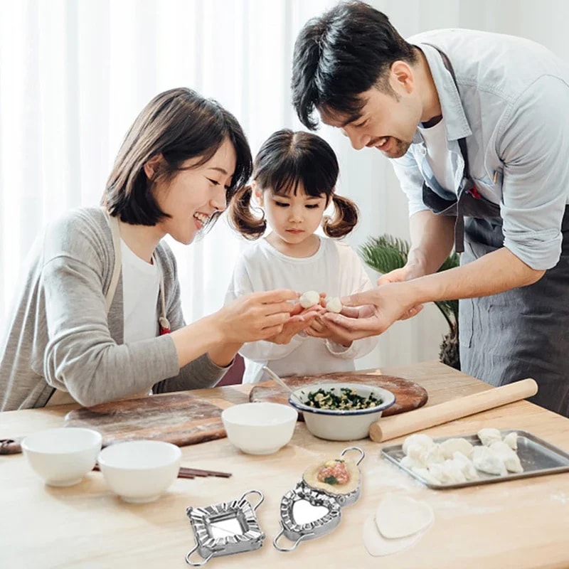 Squareshaped Dumpling Wrapper Cutter Stainless Steel Heartshaped Dumpling Maker Jiaozi Maker Device 4