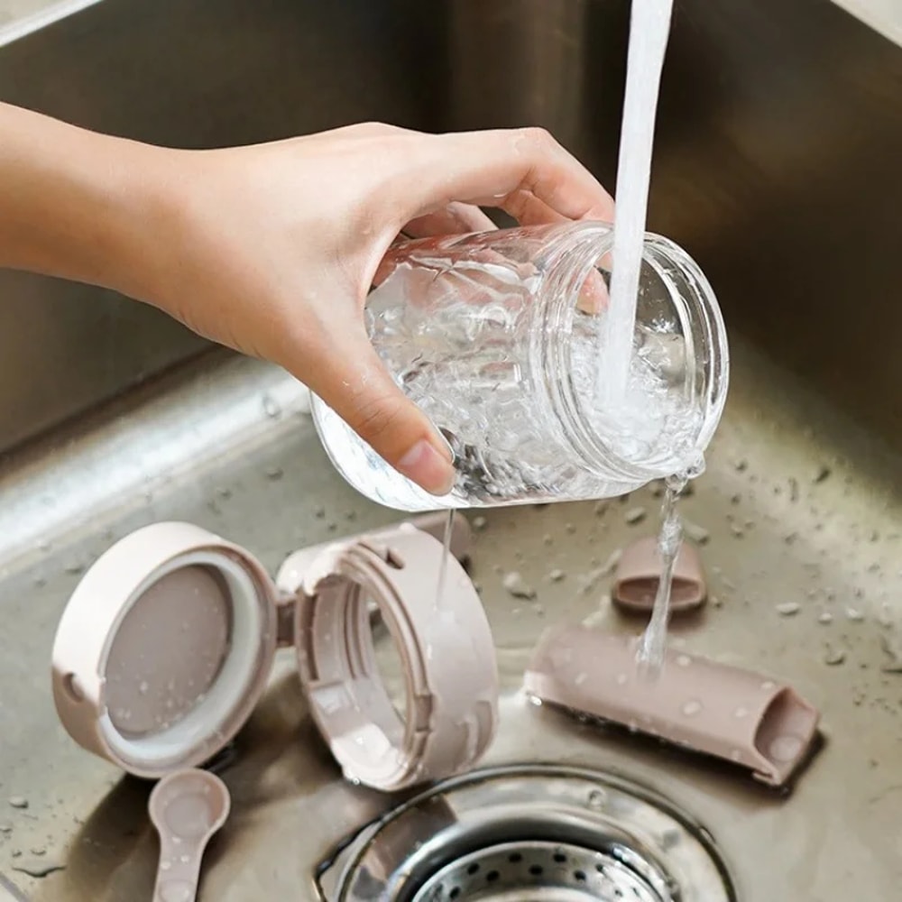 Salt Container Glass Spice Bottle Household Kitchen MoistureProof Seasoning Jar Spoon Separation 1