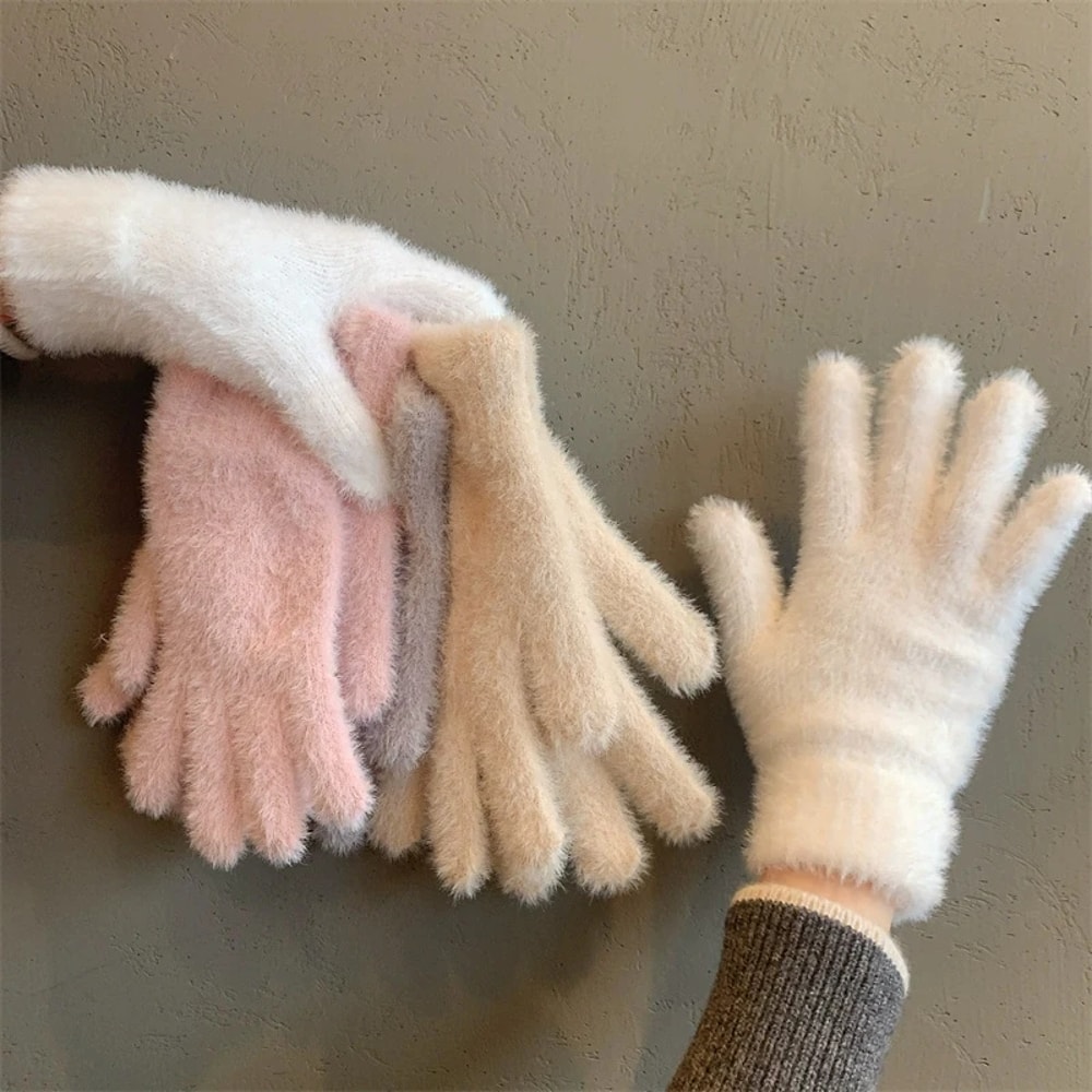 Student Girl Fashion Winter Mink Velvet Gloves, Plush Cold-proof Cycling Gloves, Warm Five Finger Gloves for Women