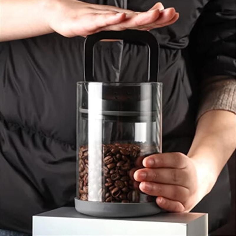 Moisture-proof and leak-proof snack jar, high-end glass vacuum sealed storage for dried fruit