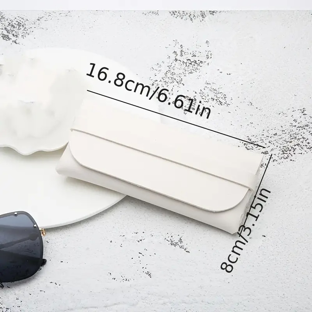 Soft and Stylish Black and White Leather Glasses Case, Travel Accessories, Glasses Protection for Men and Women