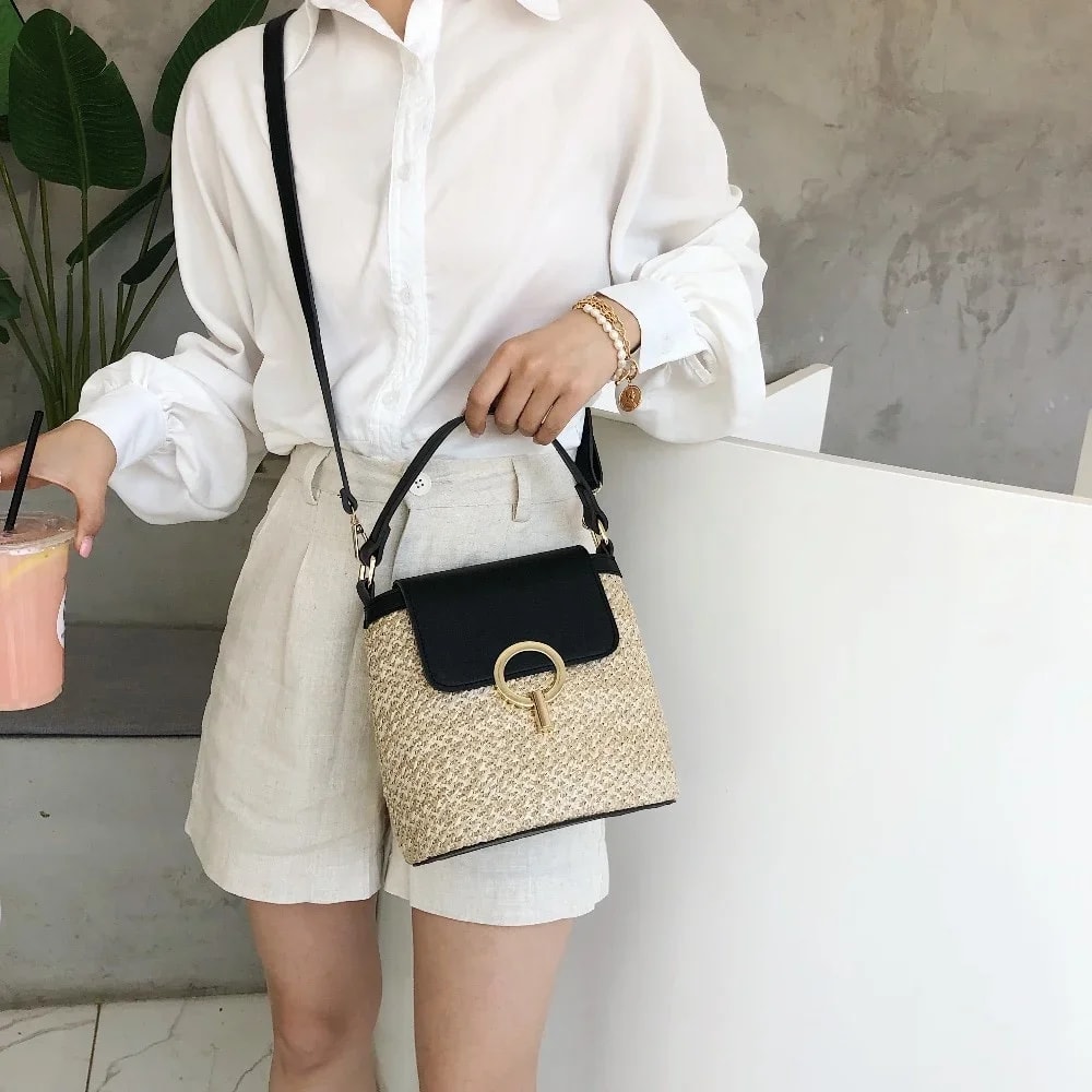 Korean Version Beach Vacation Woven Women's Bag, Fashion Handheld Crossbody Bucket Bag, Versatile Trendy Tote