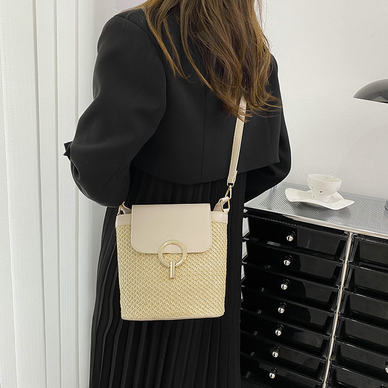 Korean Version Beach Vacation Woven Women's Bag, Fashion Handheld Crossbody Bucket Bag, Versatile Trendy Tote