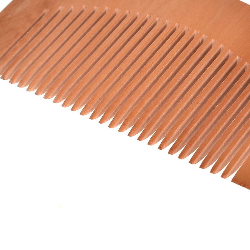 EcoFriendly Wooden Comb For Daily Grooming Stylish AntiStatic Hair Engraving Comb Engraved 9cm 5cm 4
