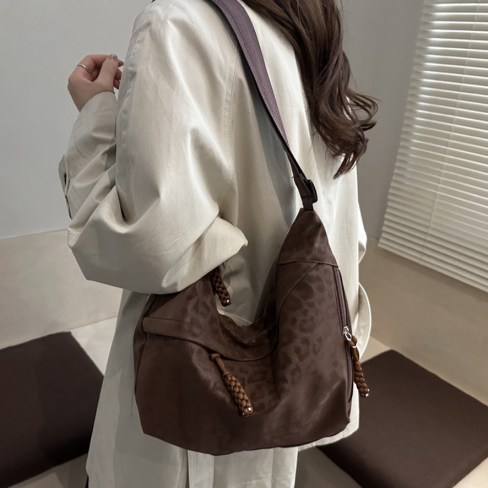 Leopard Print Crossbody Bag for Women, Large Capacity Hobo Shoulder Bag for Casual Outfit