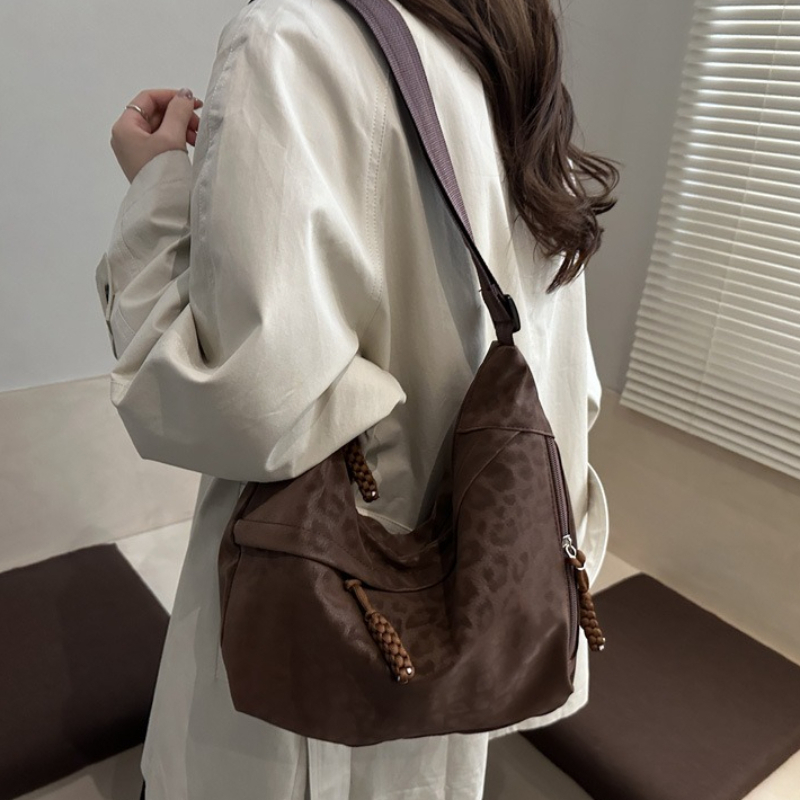 Leopard Print Crossbody Bag for Women, Large Capacity Hobo Shoulder Bag for Casual Outfit