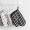 HeatResistant Kitchen Gloves Insulated Microwave Oven Gloves 0
