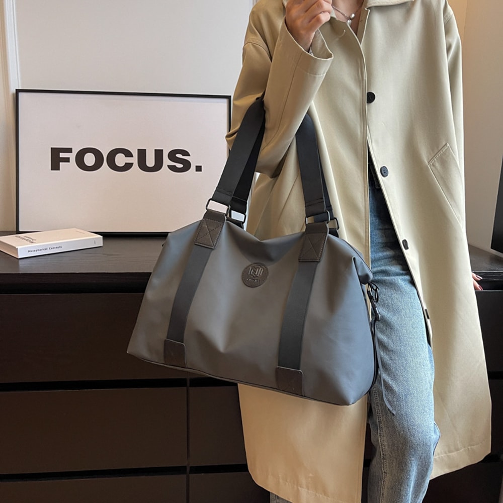 Waterproof Yoga And Exercise Duffel Bag Large Capacity Travel Tote For Men And Women 1