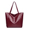Retro Crocodile Pattern Womens Tote Bag Stylish Handbag Shoulder Bag Perfect For Work Commuting 7