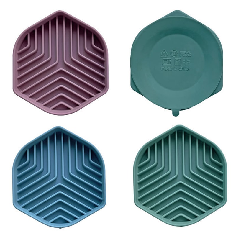 Non Slip Dog Lick Mat Slow Feeder Silicone Pet Feeding Mat for Calm and Healthy Mealtime