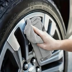 premium thick microfiber cleaning cloth lint free car cleaning cloth for windows, glass & multi-surface cleaning