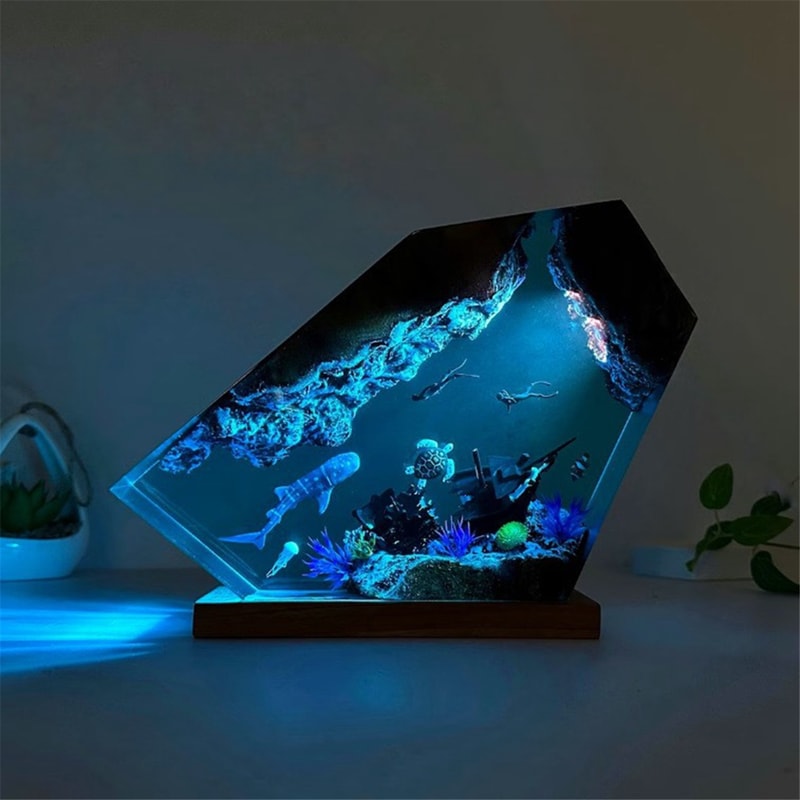 Undersea Resin Whale And Turtle Night Light For Home Office Desk Decoration 2