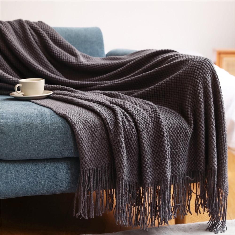 Textile City Tassel Knitted Throw Blanket Winter Warm Decorative Bedspread 10