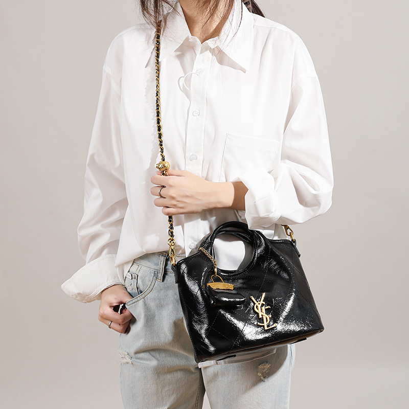 Premium Handbag With Diamond Grid Embroidery Large Capacity Vegetable Basket Bag Chain Bar Crossbod 2