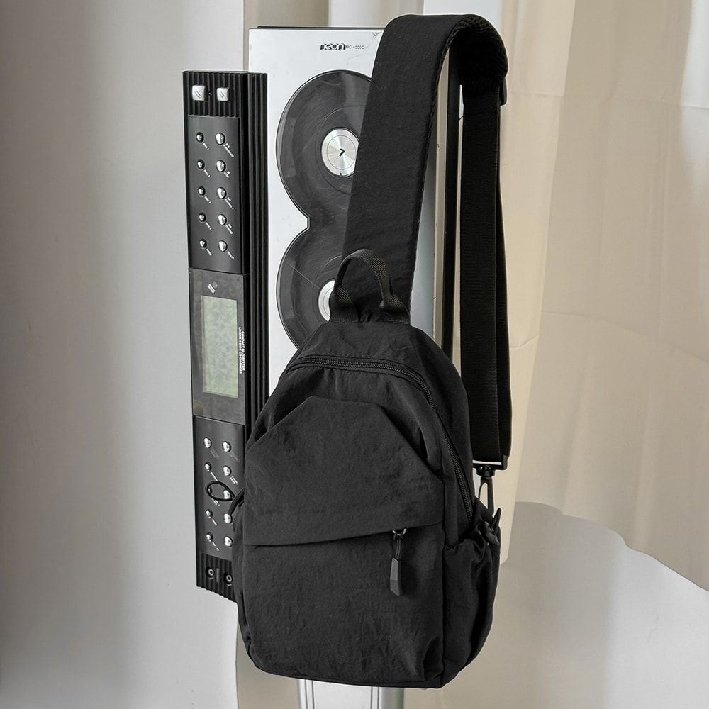 Trendy Womens Portable Messenger Bag Multifunctional Chest Bag Small Backpack For Leisure Travel 8