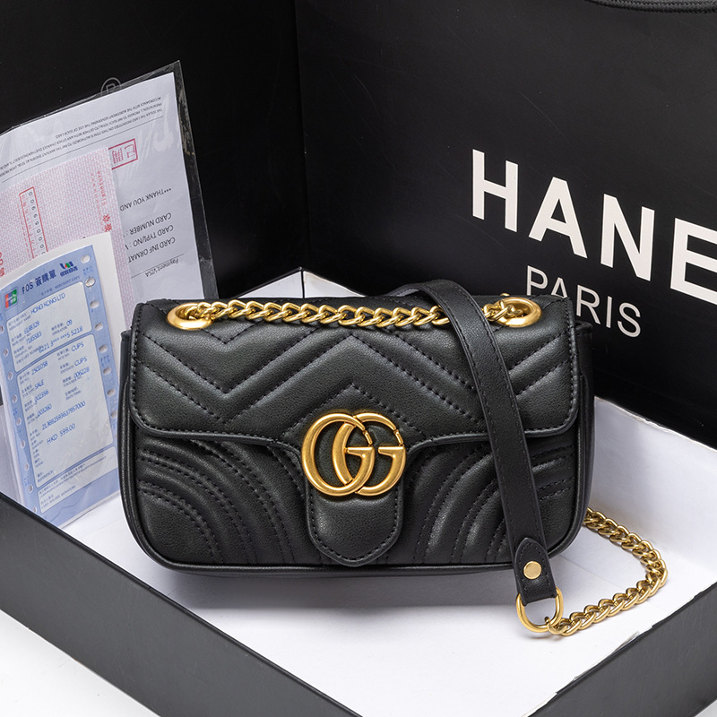 Chic Autumn Rhombus Chain Shoulder Bag Trendy Fashionable Messenger Bag For Women 1