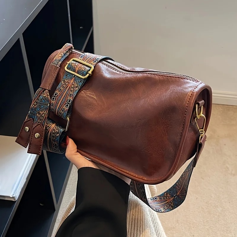 Stylish Leather Shoulder Bag With Wide Strap Large Capacity Zipper Crossbody Purse For Daily Use 3