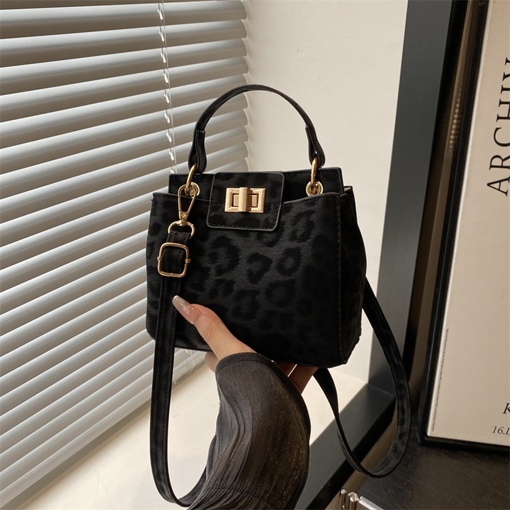 Chic Leopard Print Crossbody Bag For Women Retro Buckle Shoulder Tote 5