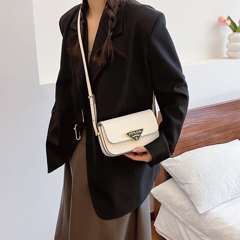 Soft Lightweight Women Crossbody Bag Everyday Shoulder Purse For Daily Comfort 3