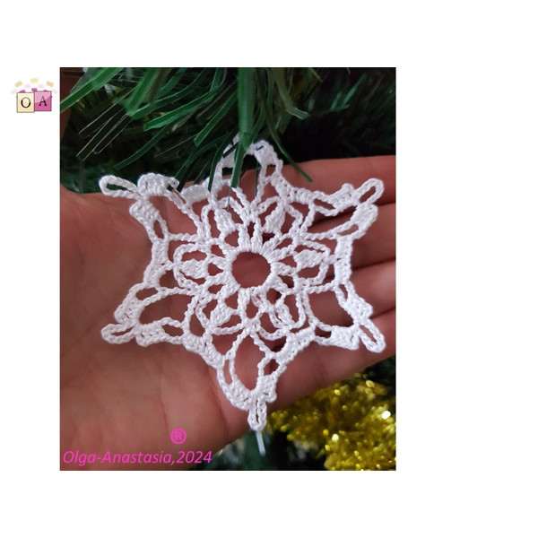 Snowflake_crochet_pattern (1).jpg