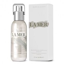La Mer The Brightening Essence Intense facial serum evens out skin tone 30 ml