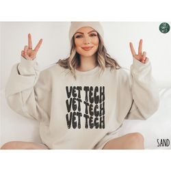 Vet Tech Sweatshirt | Vet Tech Gift | Vet Tech Week | Retro Vet Tech Crewneck | Vet Technician | Future Vet Tech Shirt |