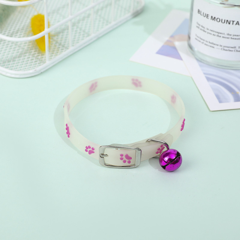 Glowing Cat Collar Luminous Anti Loss Necklace with Fluorescent Silicone & Bell for Cats & Small Dogs