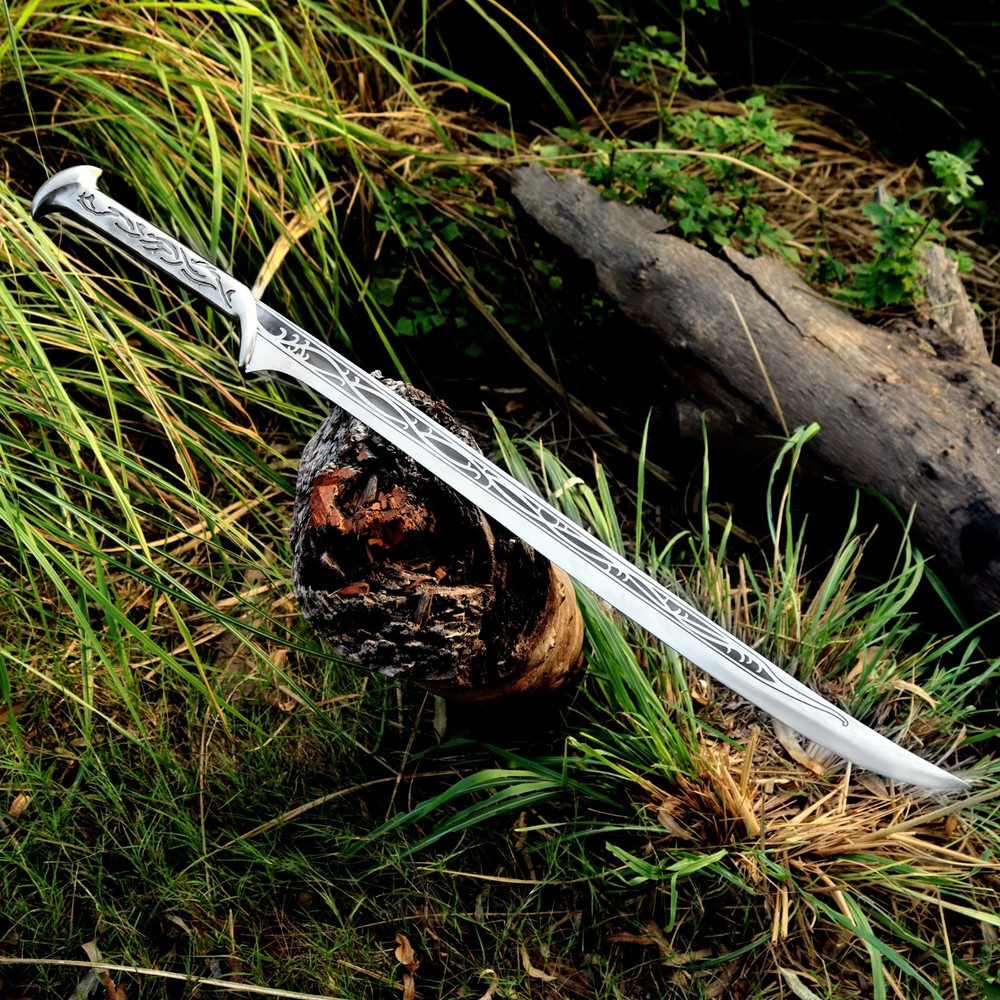 North American KnivesThanudril Handforged Damascus Sword  High Carbon Steel  Leather Sheath  Fantas 12