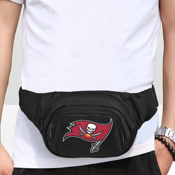 Tampa Bay Buccaneers Fanny Pack.png