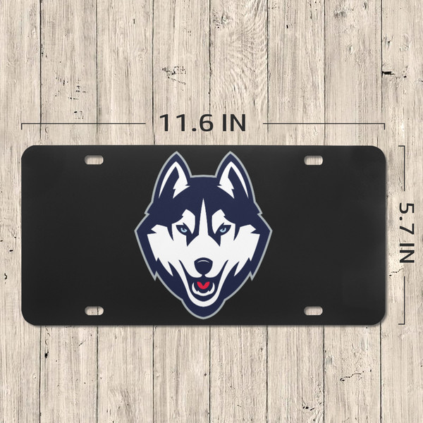 UConn Huskies License Plate.png