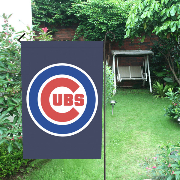 Chicago Cubs Garden Flag.png