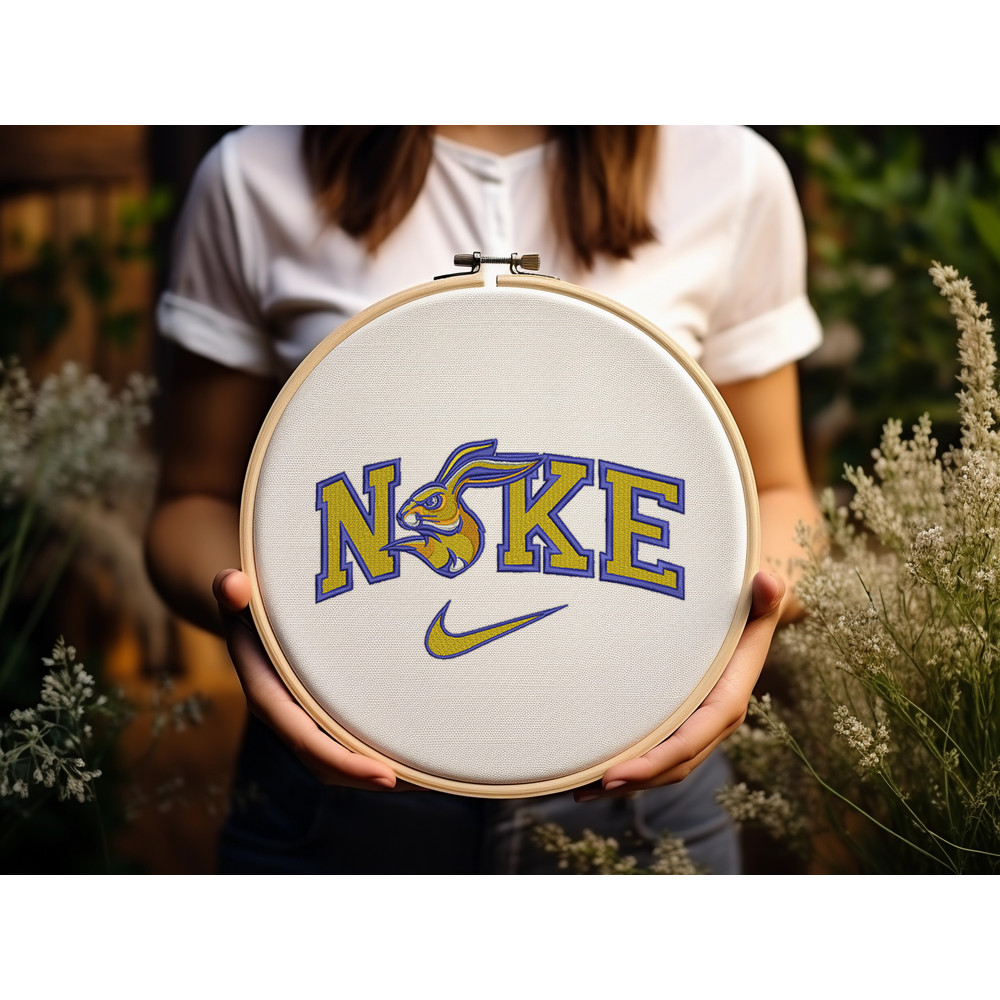 Hoop_Mockup_001.jpg