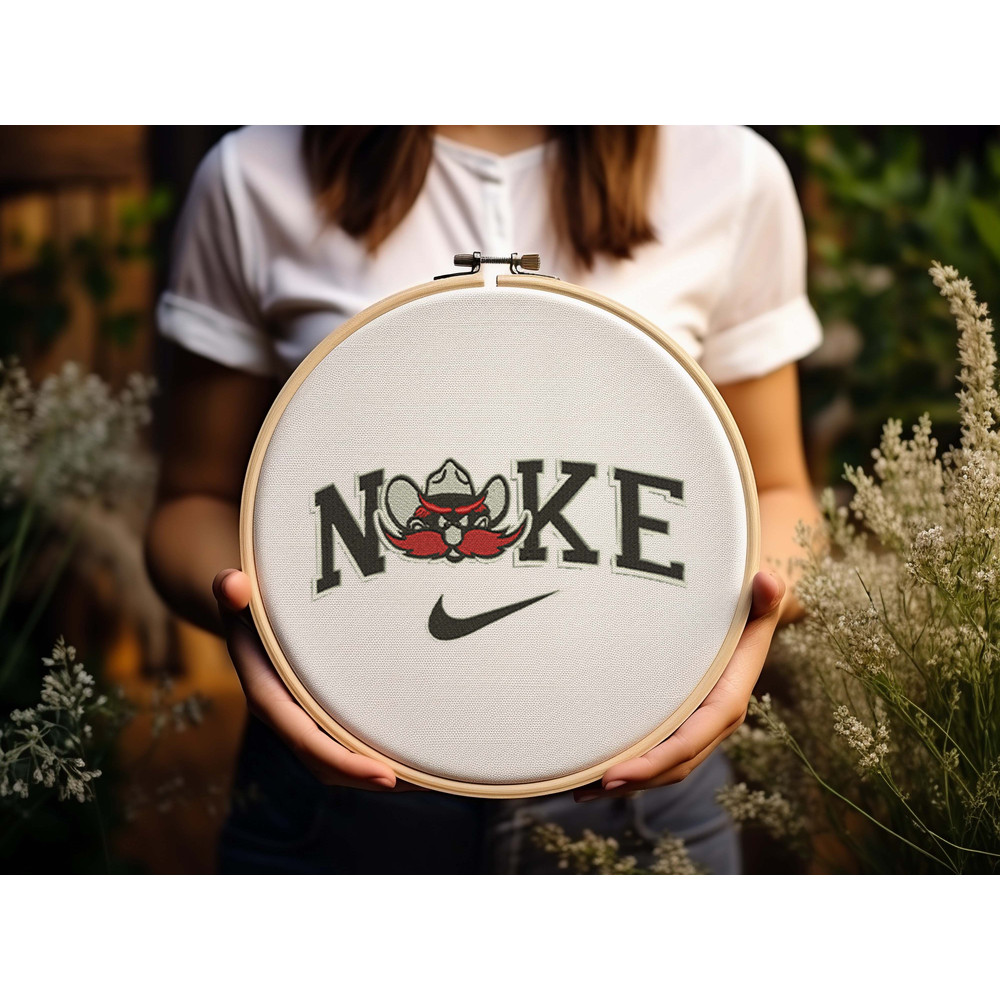 Hoop_Mockup_001.jpg