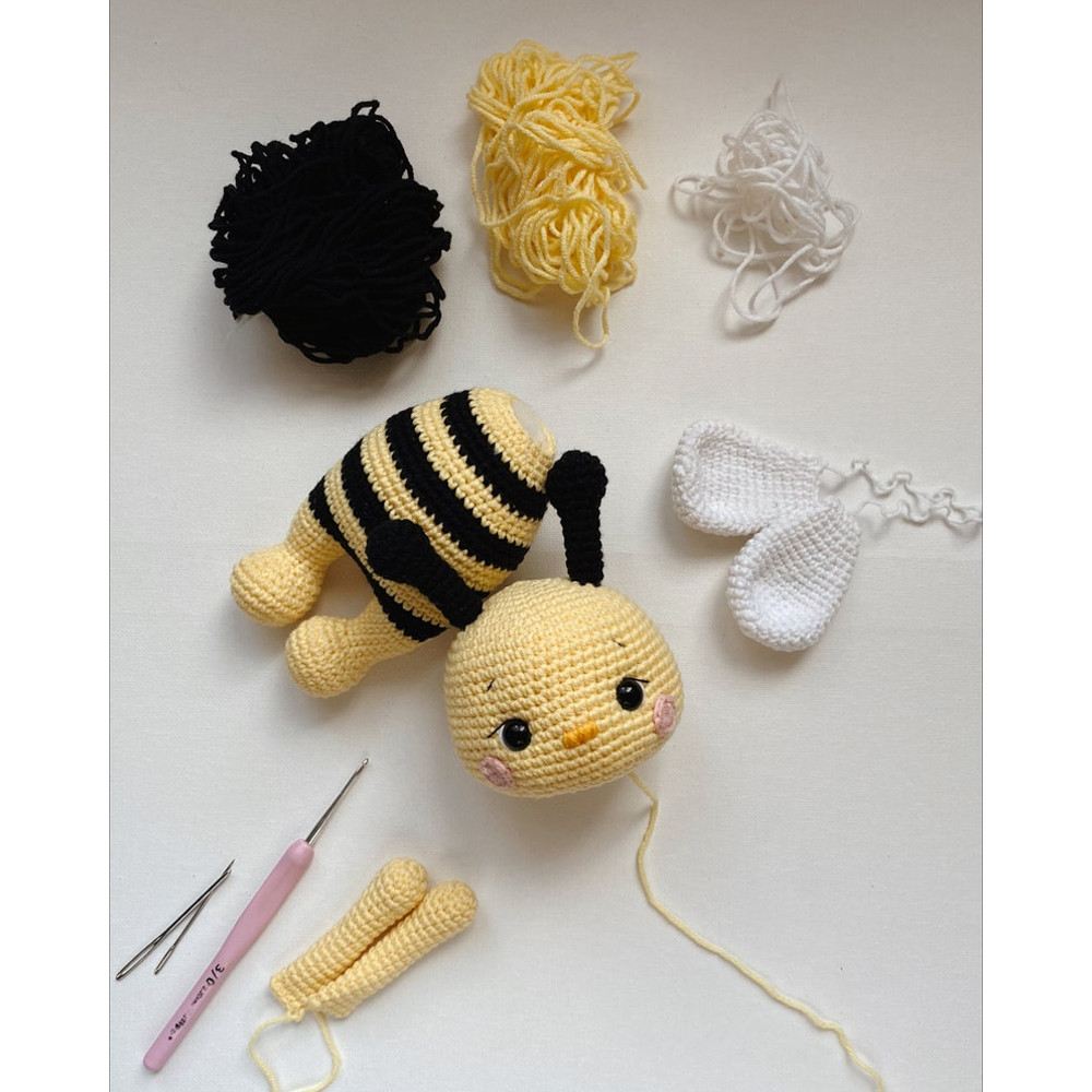 PATTERN Bee  Crochet Bee Pattern  Amigurumi Bee Pattern  Crocheted Baby Bee Pattern  PDF Crochet Pattern 1