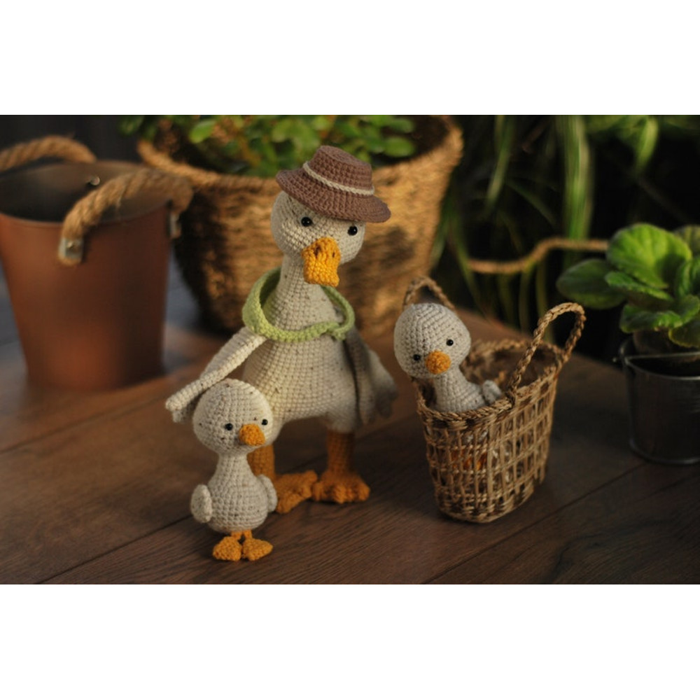 Crochet Pattern Easter Goose Amigurumi Duck Pattern PDF In Eng Crochet Goose With Little Goslings Amigurumi Bird Croc 1