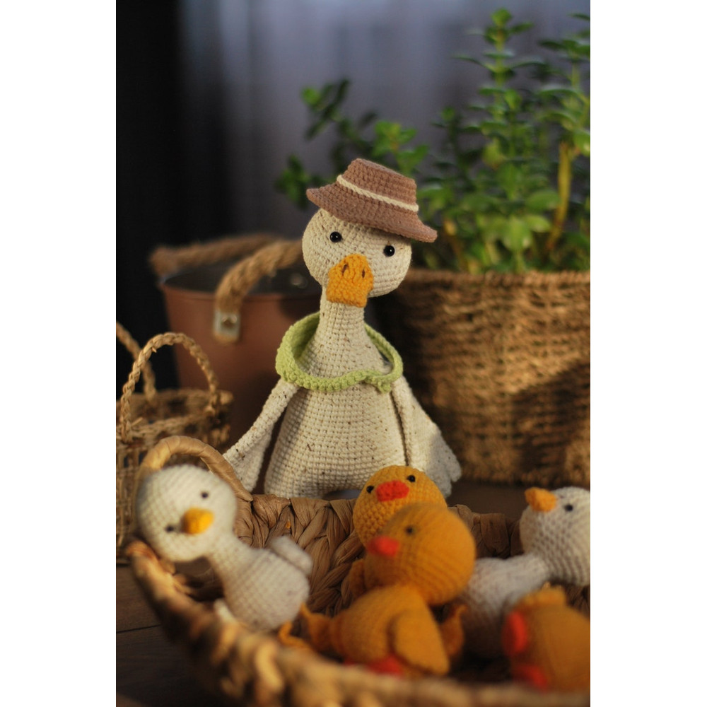 Crochet Pattern Easter Goose Amigurumi Duck Pattern PDF In Eng Crochet Goose With Little Goslings Amigurumi Bird Croc 6