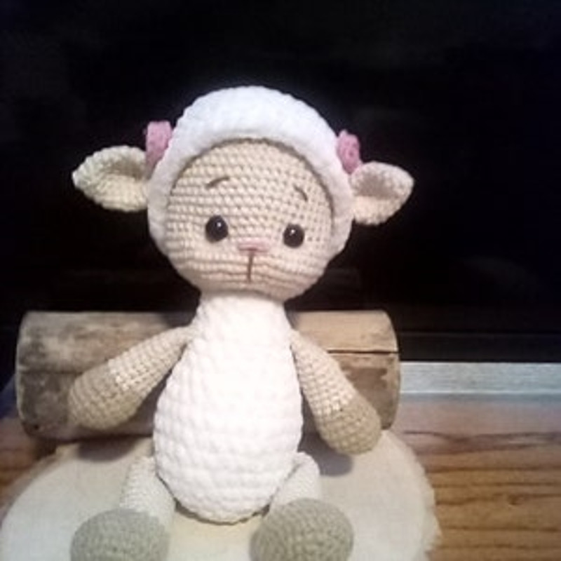 DIY Crochet Sheep PATTERN PDF  Easy Amigurumi Lamb Pattern  Meemi The Sheep 10