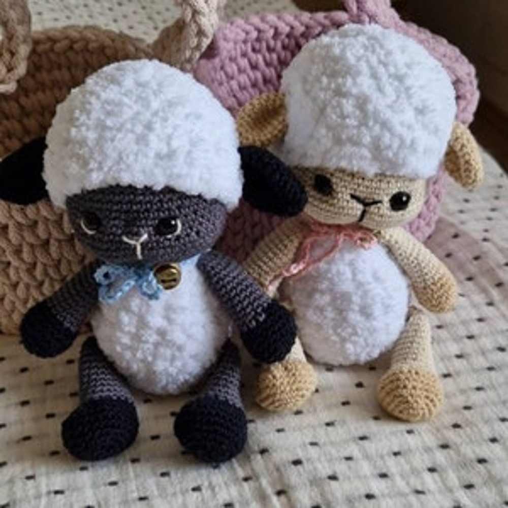 DIY Crochet Sheep PATTERN PDF  Easy Amigurumi Lamb Pattern  Meemi The Sheep 3