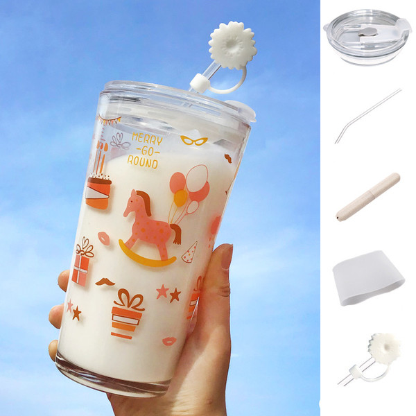 C Carousel cup with sealing cover and plastic straw.jpg