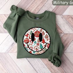 christmas smiley face sweatshirt, womens christmas shirt, christmas gift, christmas crewneck, holiday sweaters, new year