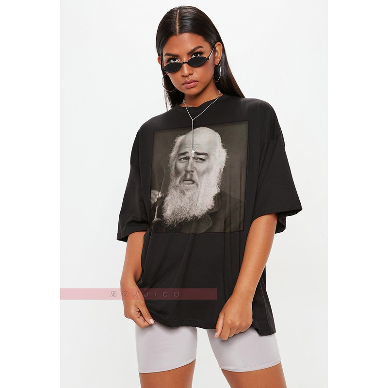 LEORNADO DARWINIO, LEONARDO Di CAPRlO  Retro Unisex Shirt  DiCaprio  Shirt - 1998 Titaniic, Django 90s Movie Tees, Leonard Dicaprio T Shirt.jpg