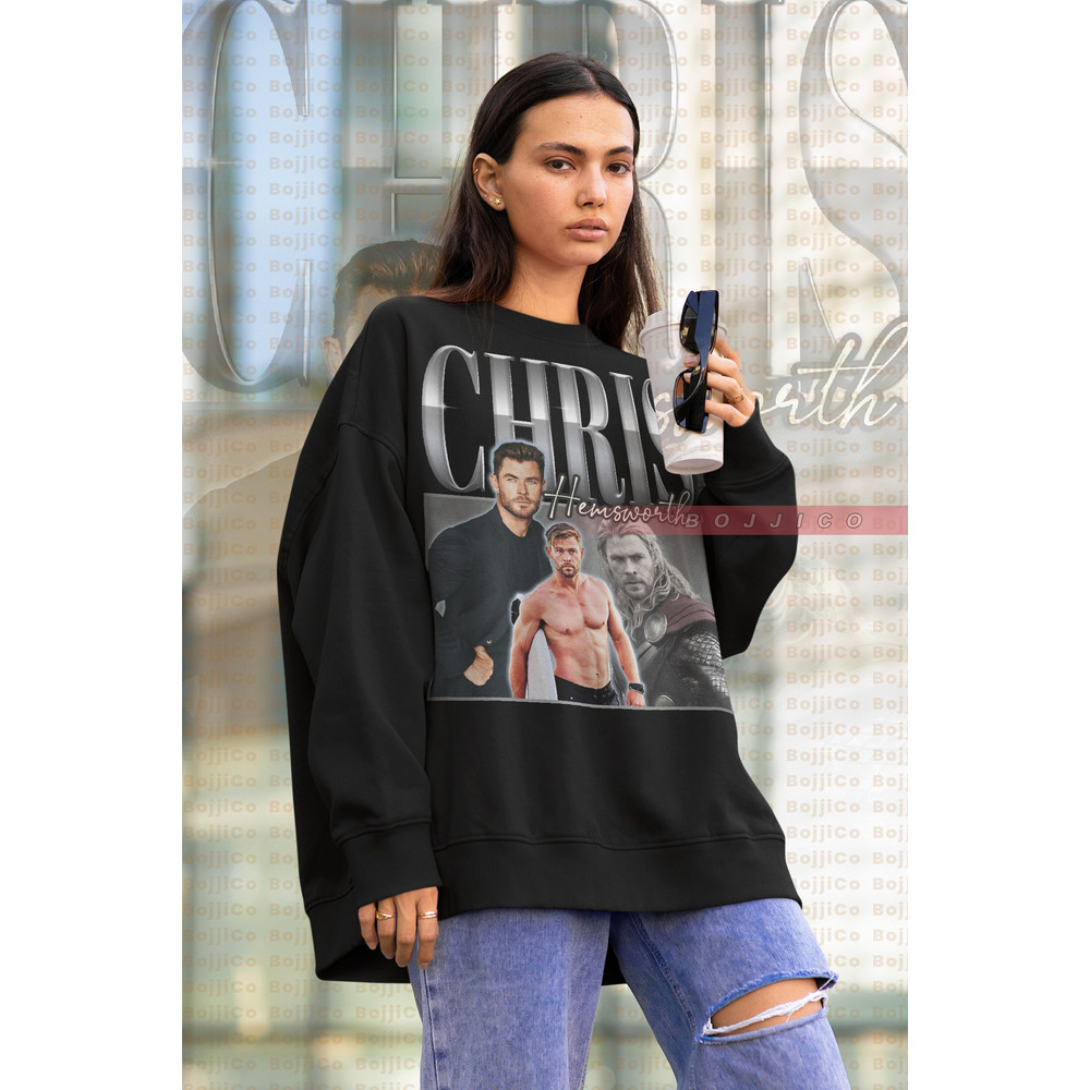 RETRO CHRIS HEMSWORTH Sweatshirt, Chris Hemsworth Sweater, Chris Hemsworth Vintage , Chris Hemsworth Gift for fan, Chris Hemsworth Sweater.jpg