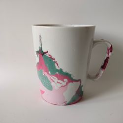 Porcelain mug pink