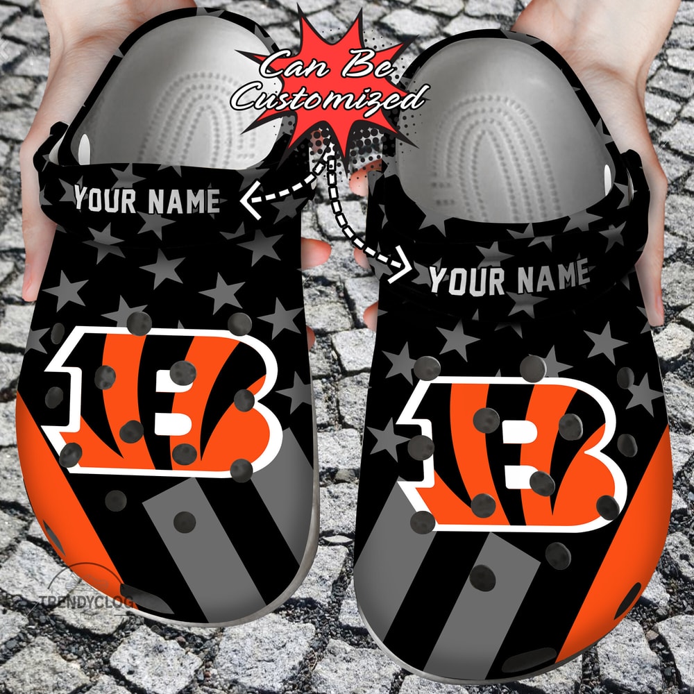 Football Crocs Personalized Cbengals Star Flag Clog Shoes.jpg