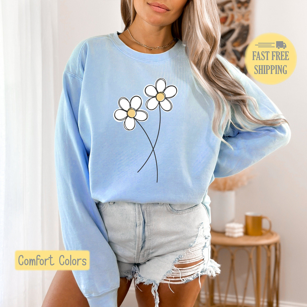 White Daisy Floral Sweatshirt, White Daisy Spring Flowers Sweatshirt,  Gift For Girlfriend, Gift for Mother, Flowers on Shirt, Daisy's Tee.jpg