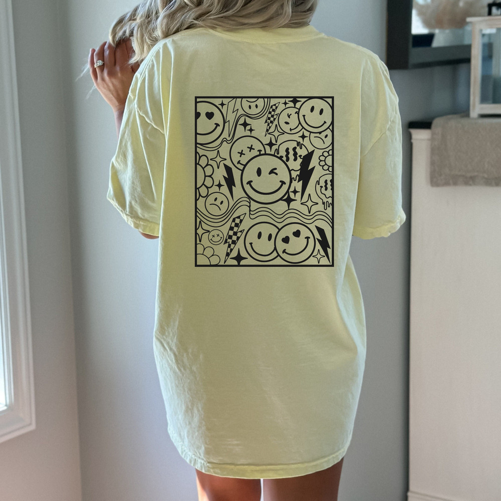 Retro Smiley Face Comfort Colors Shirt, Happy Face, Smiley Face Checkered Shirt, Retro Shirt Women, Boho Shirt Girls, Trendy Vintage Shirt.jpg