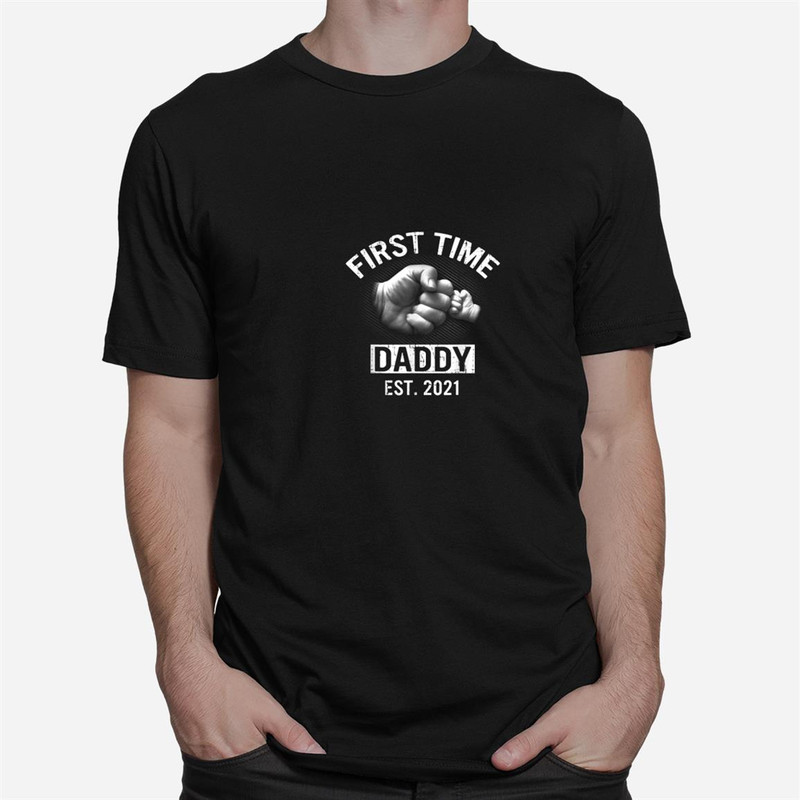 first-time-daddy-new-dad-est-2021-shirt-fathers-day-giftt-shirt_1.jpg